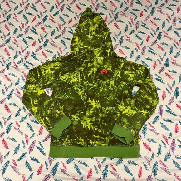 Nike Green Camouflage Hoodie - Picture 1 of 4